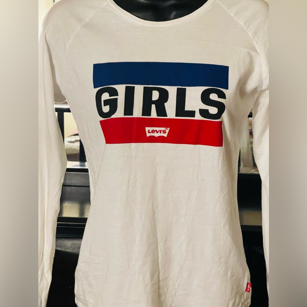Levi’s White Long-sleeve T-shirt